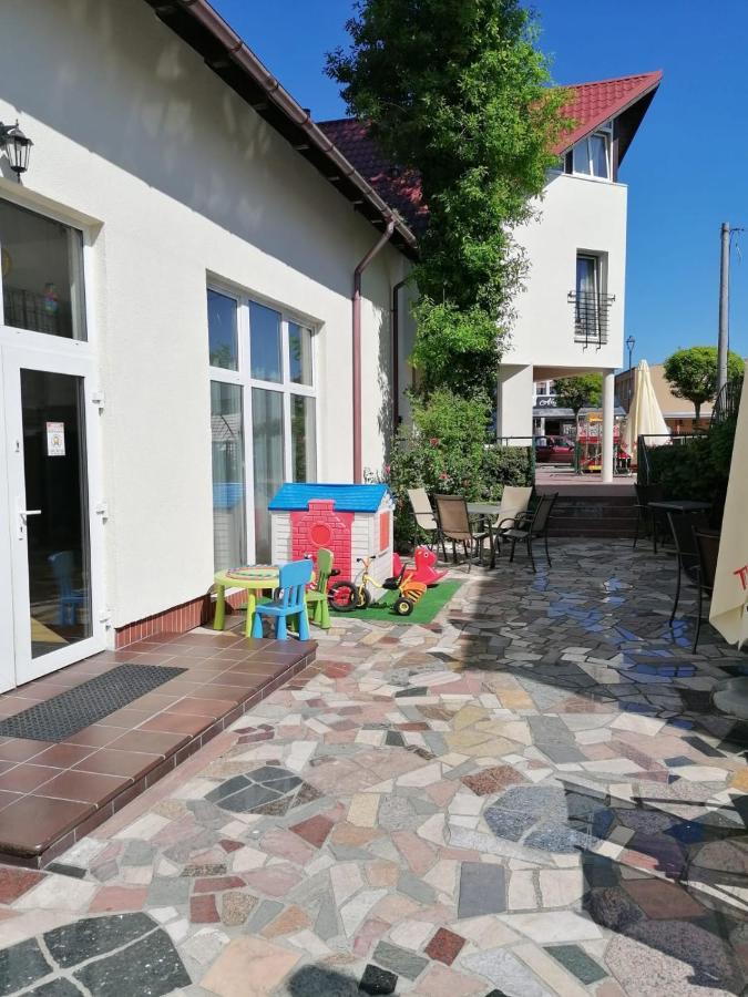 Dziwnow Wczasowisko Apartment Exterior foto